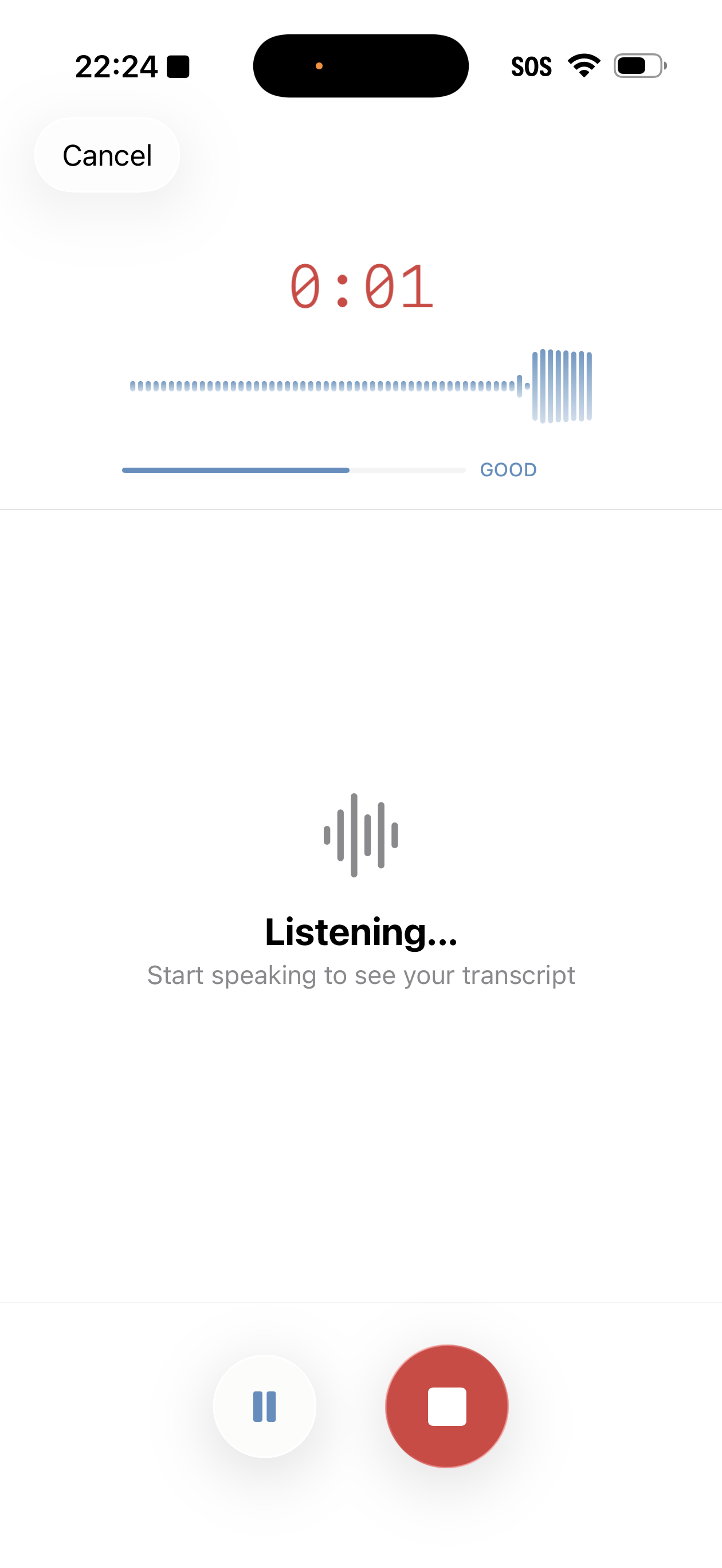 Cropped Précis recording screen focused on audio level and listening state.